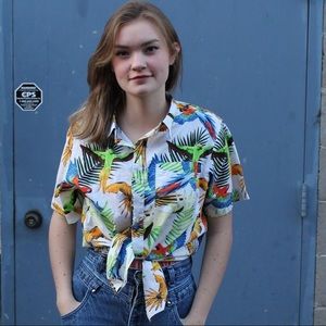 Parrot Theamed Hawaiian Button-up Shirt